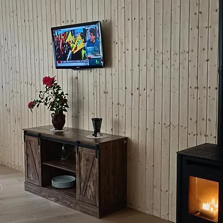 Casa La Tia Bruja - B *